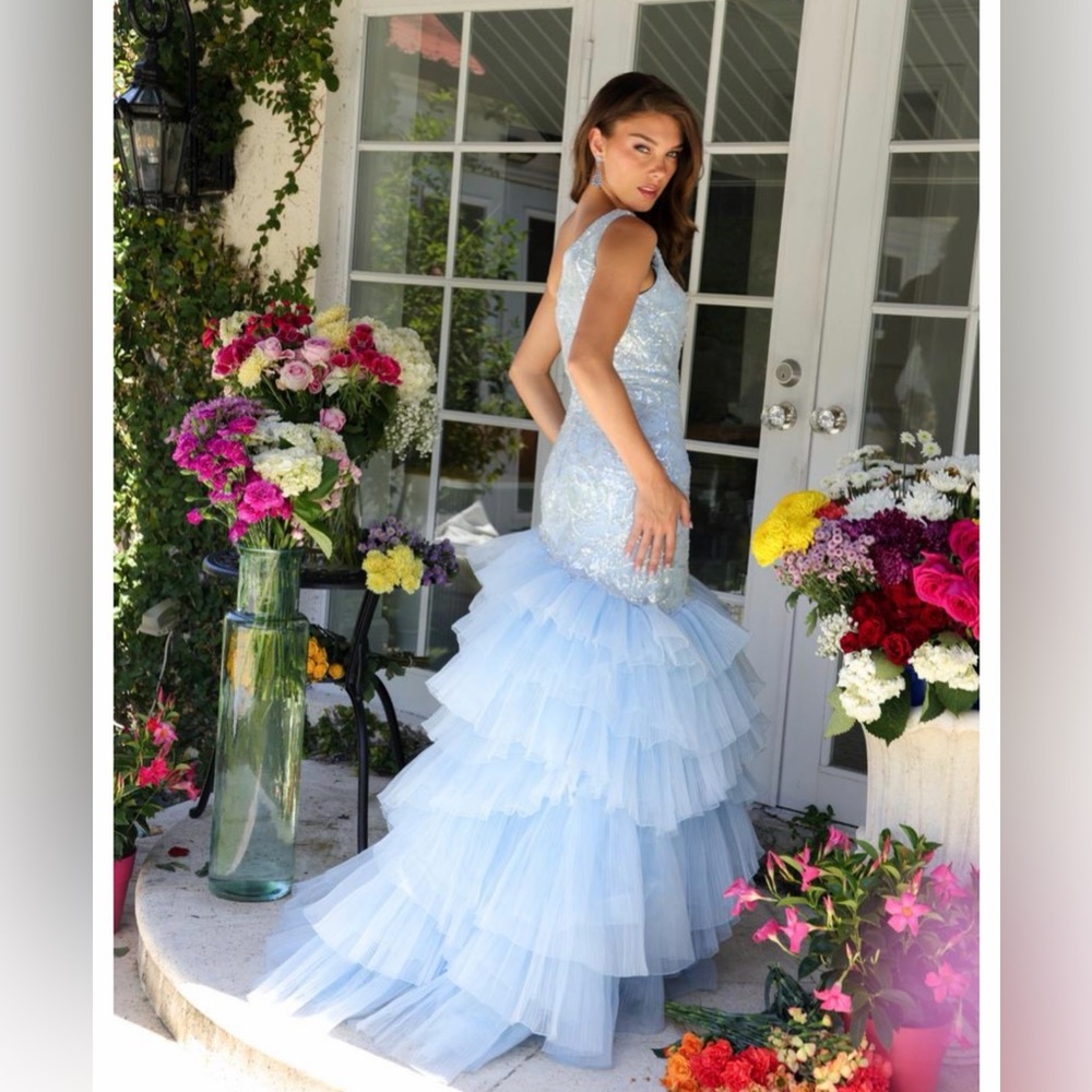 Ava Presley Prom 29254